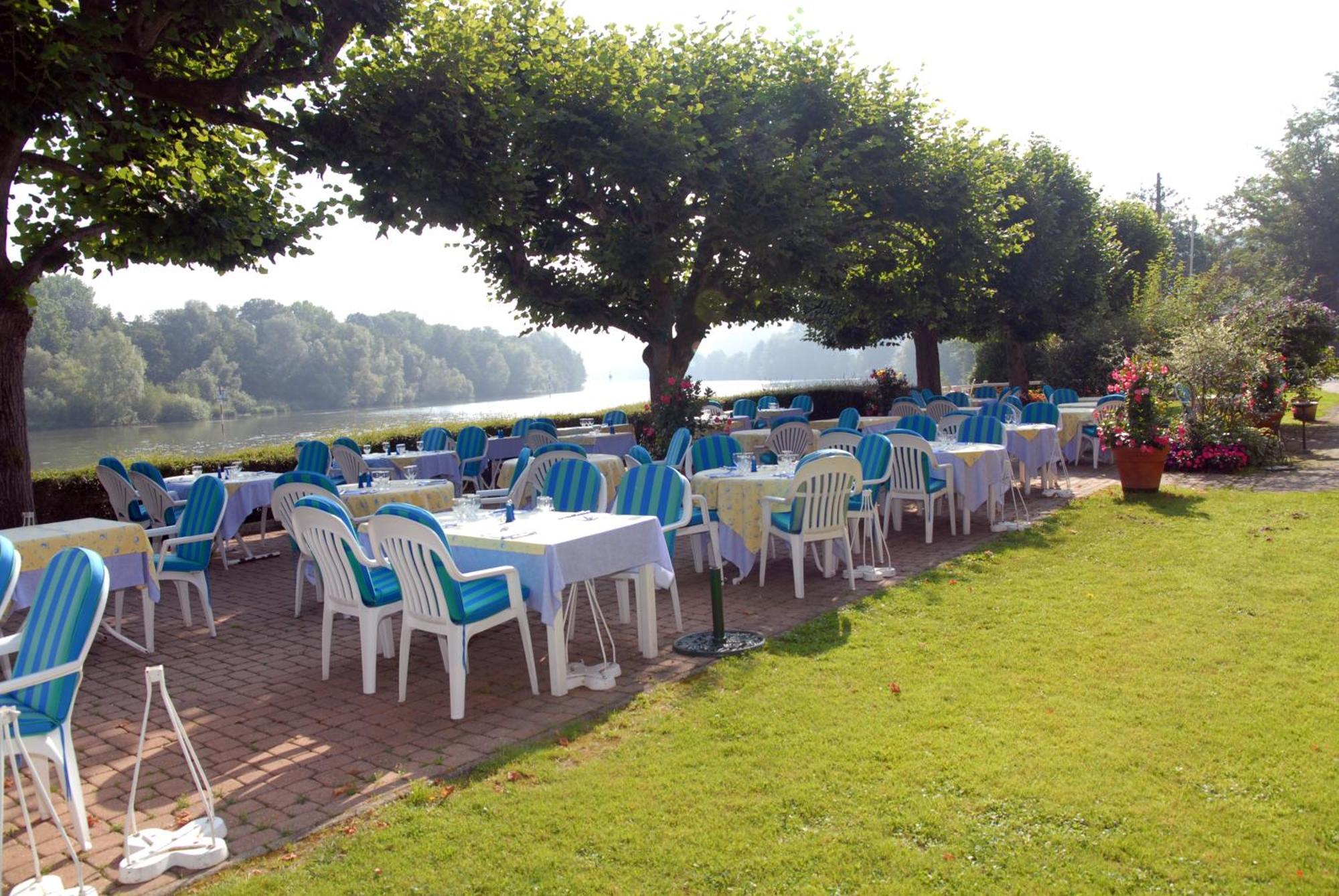 Hostellerie De Pavillon Saint-Hubert Gouvieux Ngoại thất bức ảnh
